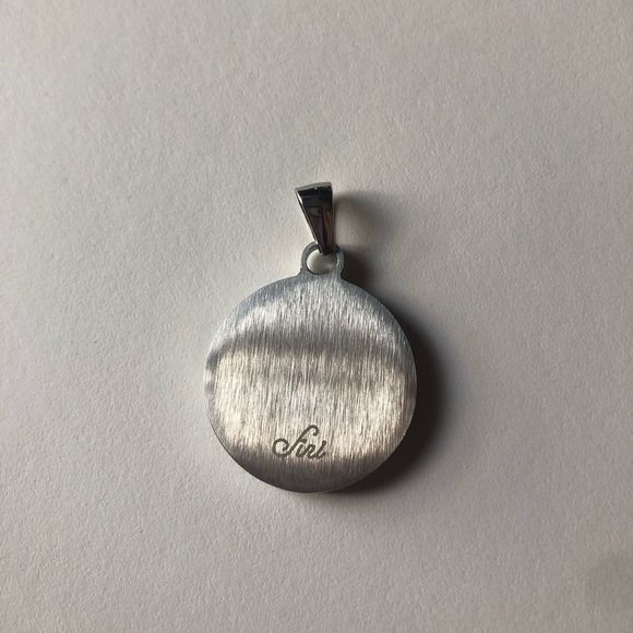 Fini Dream Jewelry Aztec Pendant - Picture 3 of 3